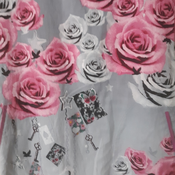 ECHO RED SCRUB TOP - Picture 4 of 8